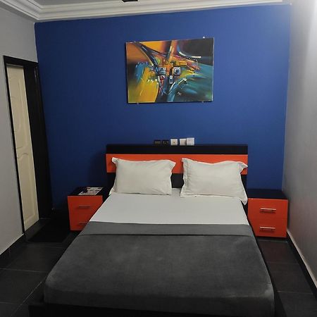 Royal Blue Guest House & Bar Lomé Exteriér fotografie