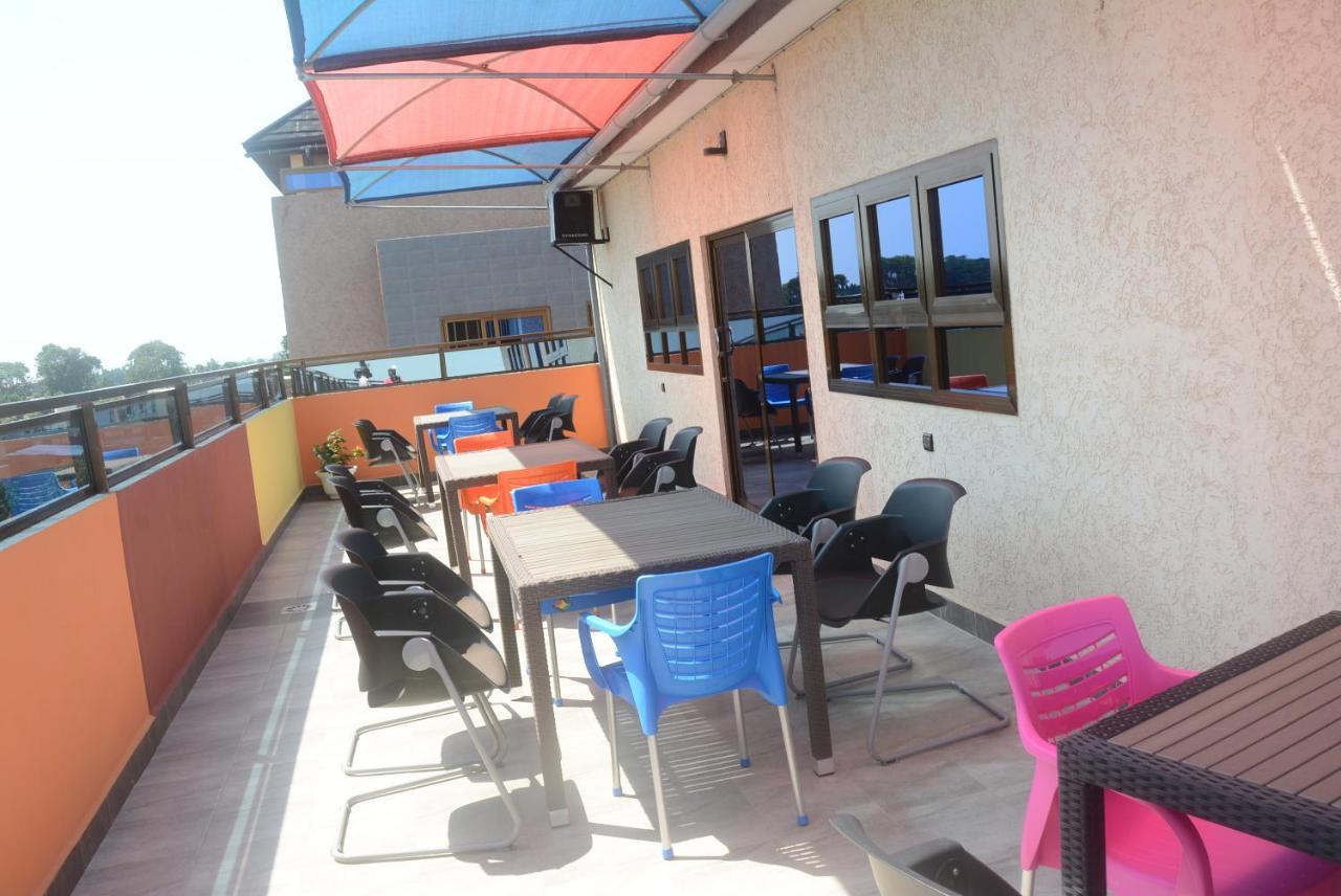 Royal Blue Guest House & Bar Lomé Exteriér fotografie
