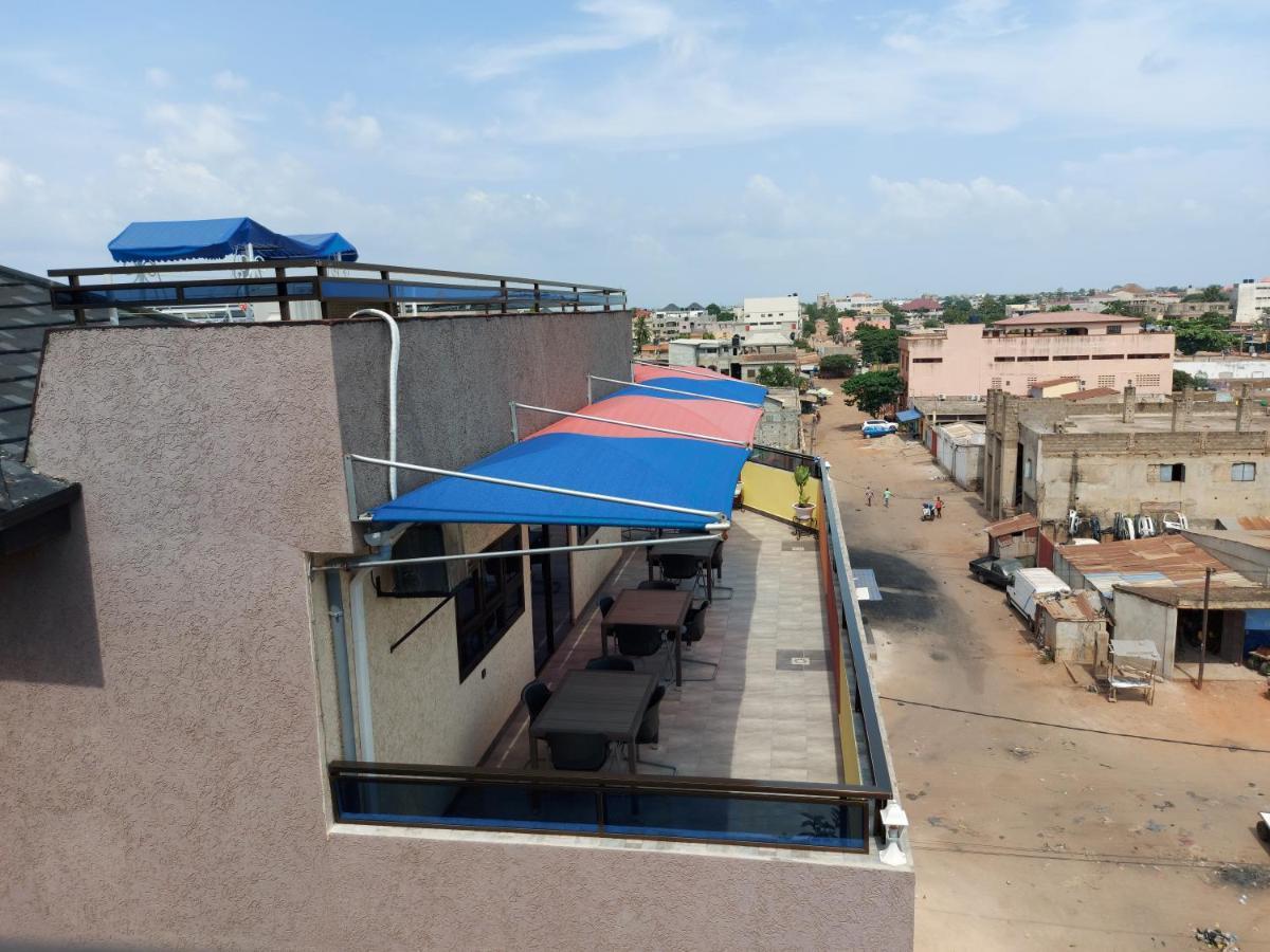 Royal Blue Guest House & Bar Lomé Exteriér fotografie